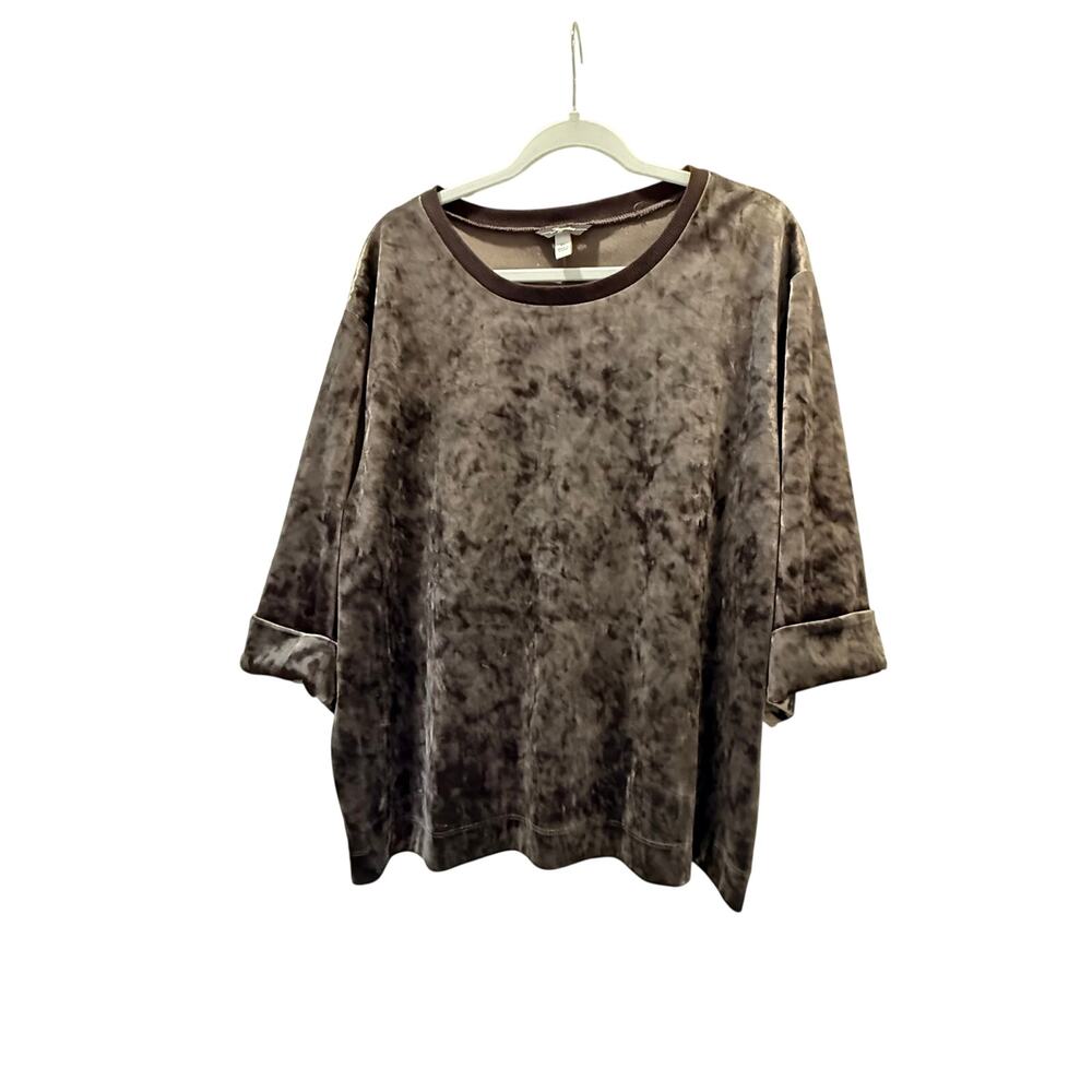 Brown Soft Velvet Blouse from Supplies features a boxy fit with cuffed sleeves